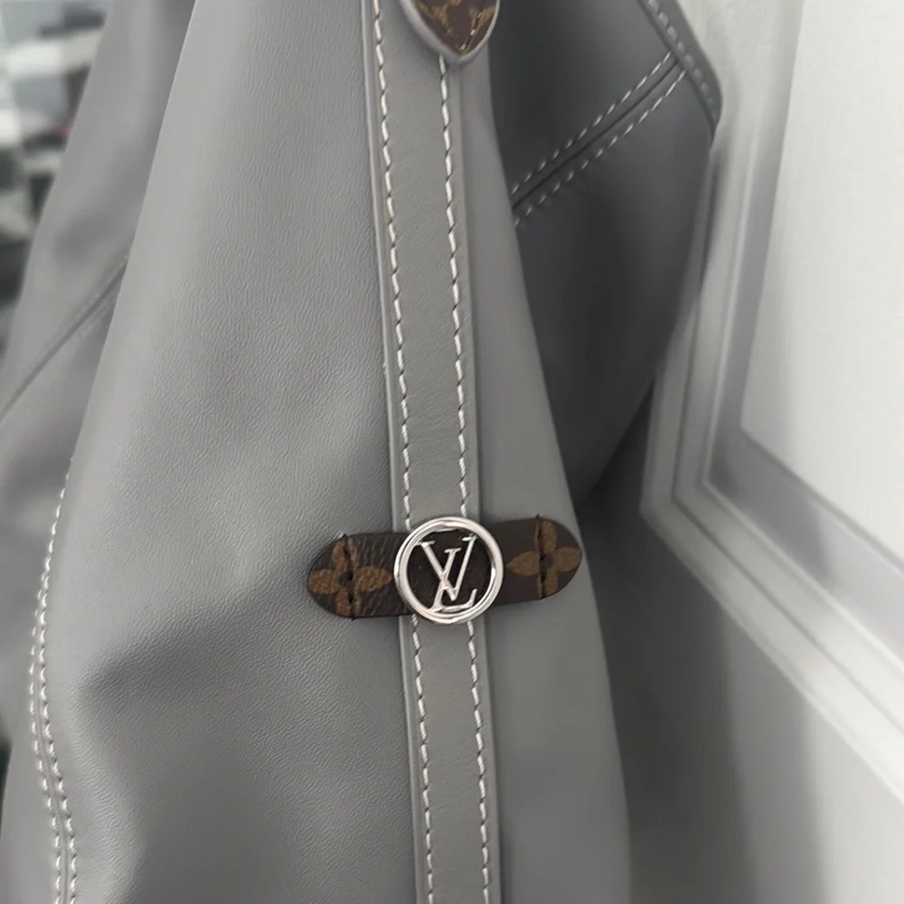 Monogram Gray and Brown  soft leather shoulder Bag - Picture 8 of 11